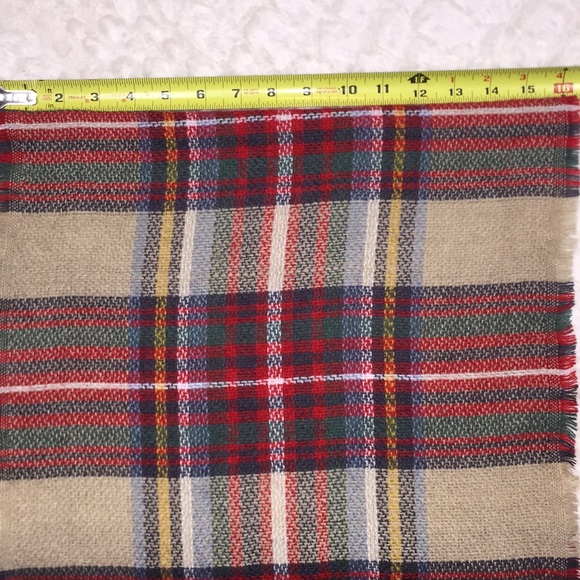 Macchia Di Ruggine Plaid Infinity Scarf - Picture 5 of 8